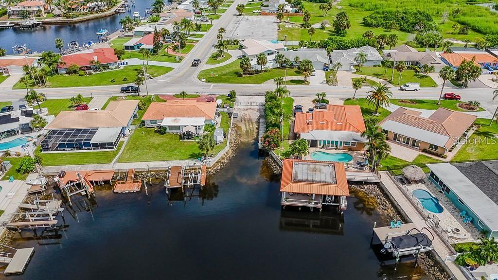 FLOR A MAR - Residential Lease