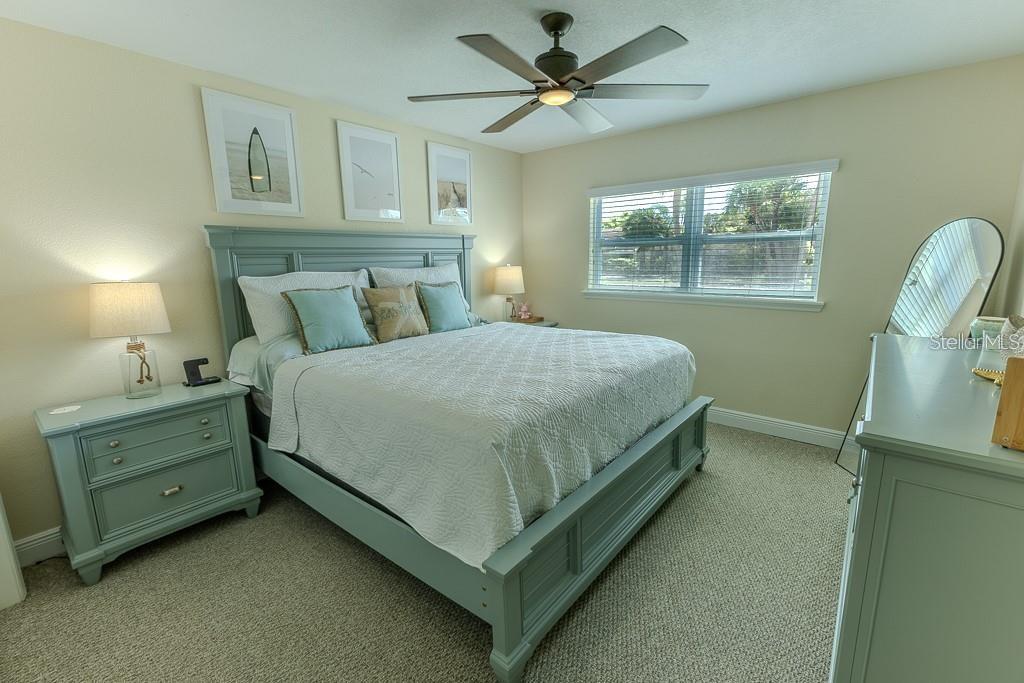 FLOR A MAR - Residential Lease