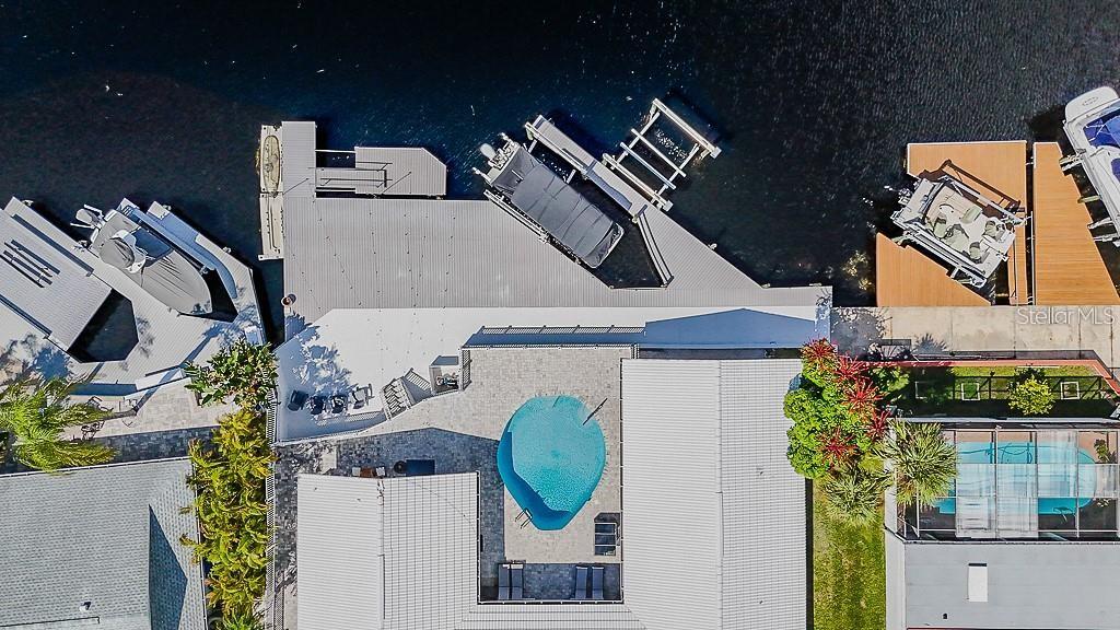 FLOR A MAR - Residential Lease