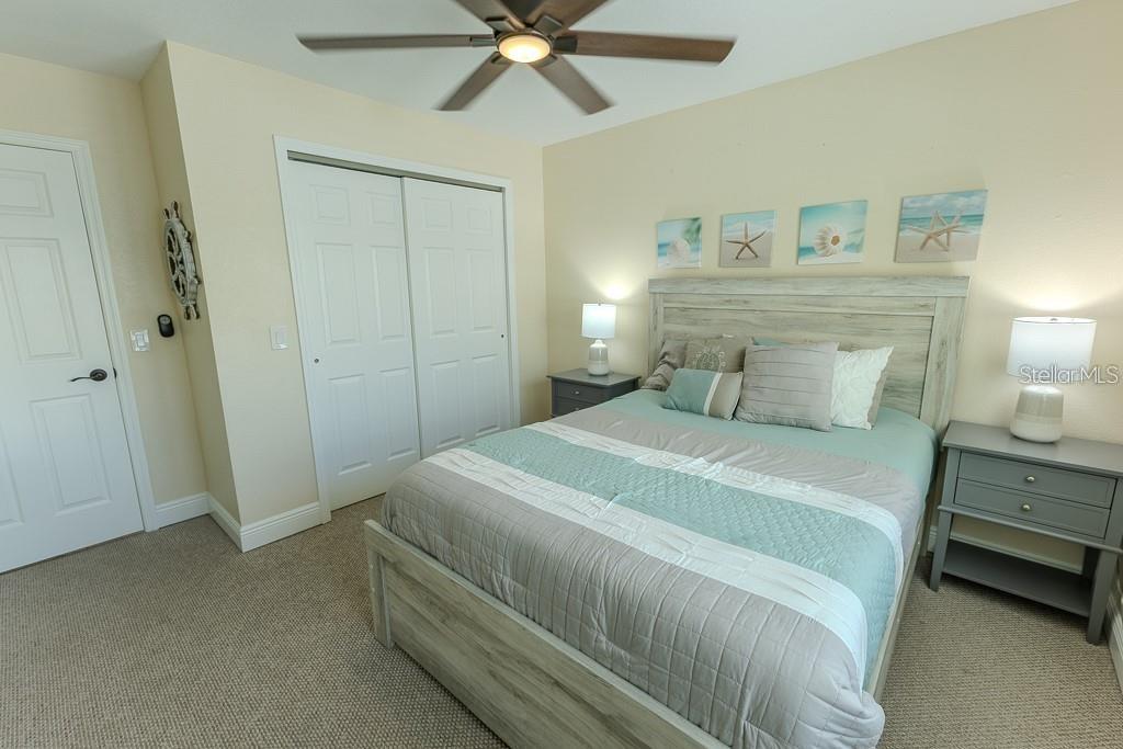 FLOR A MAR - Residential Lease