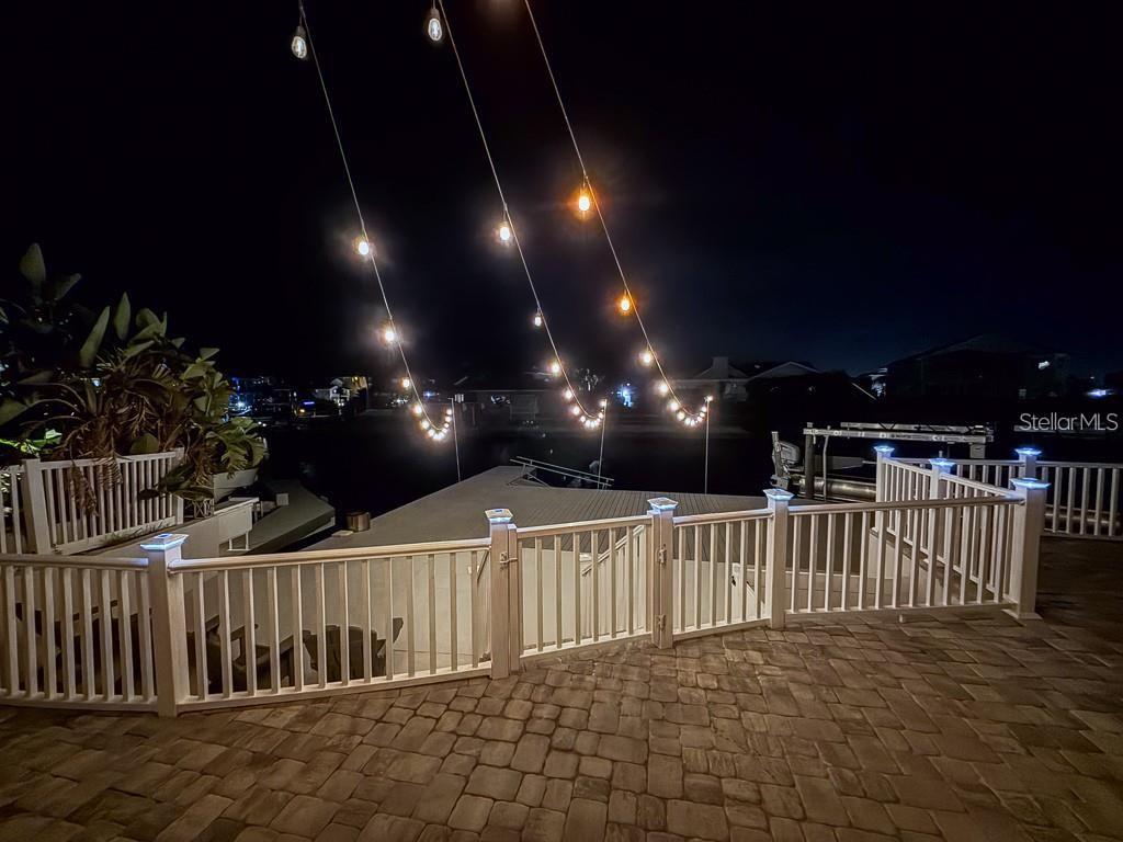 FLOR A MAR - Residential Lease