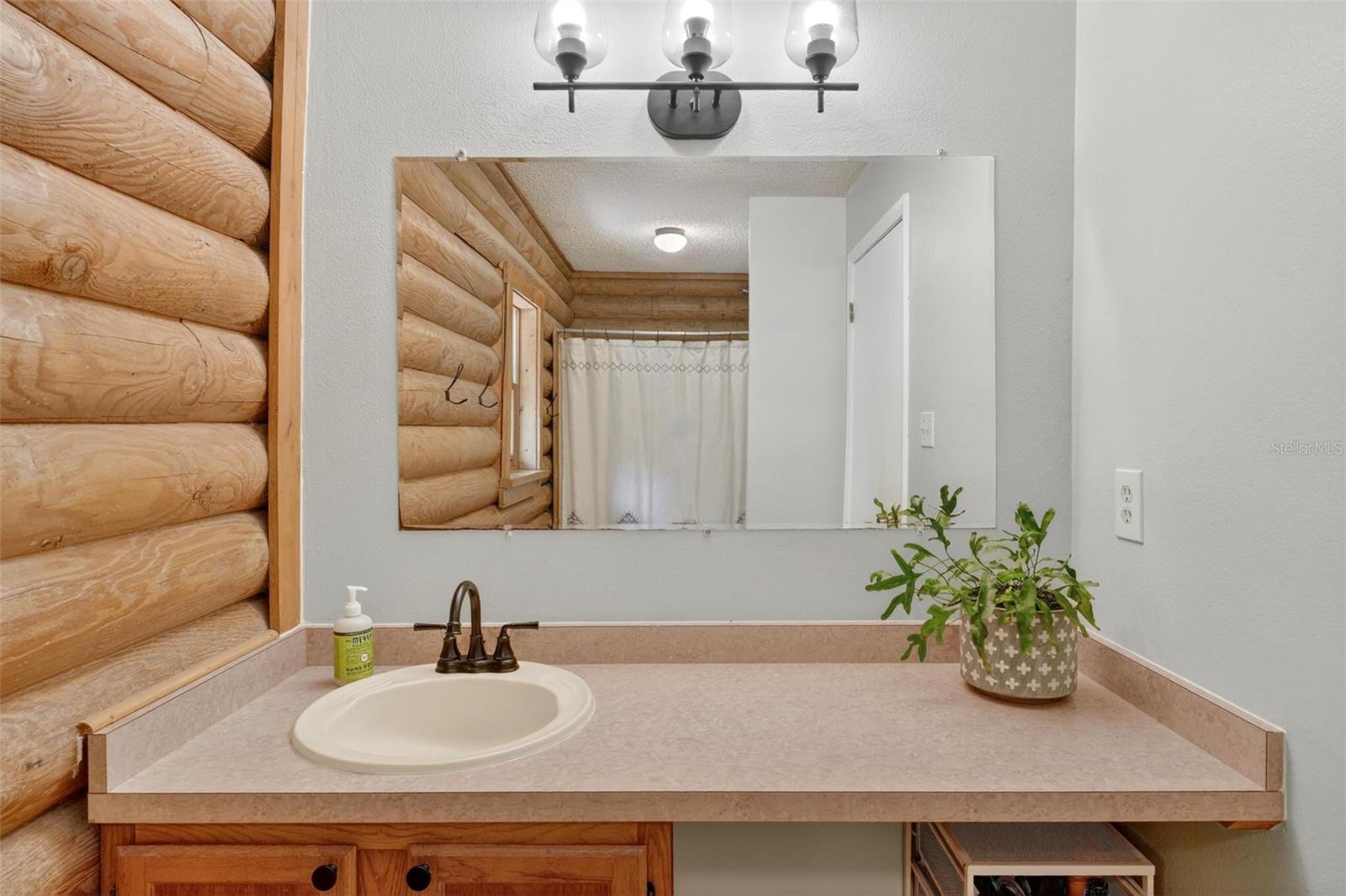 PLANTATION ESTATES UNIT 06 - Residential