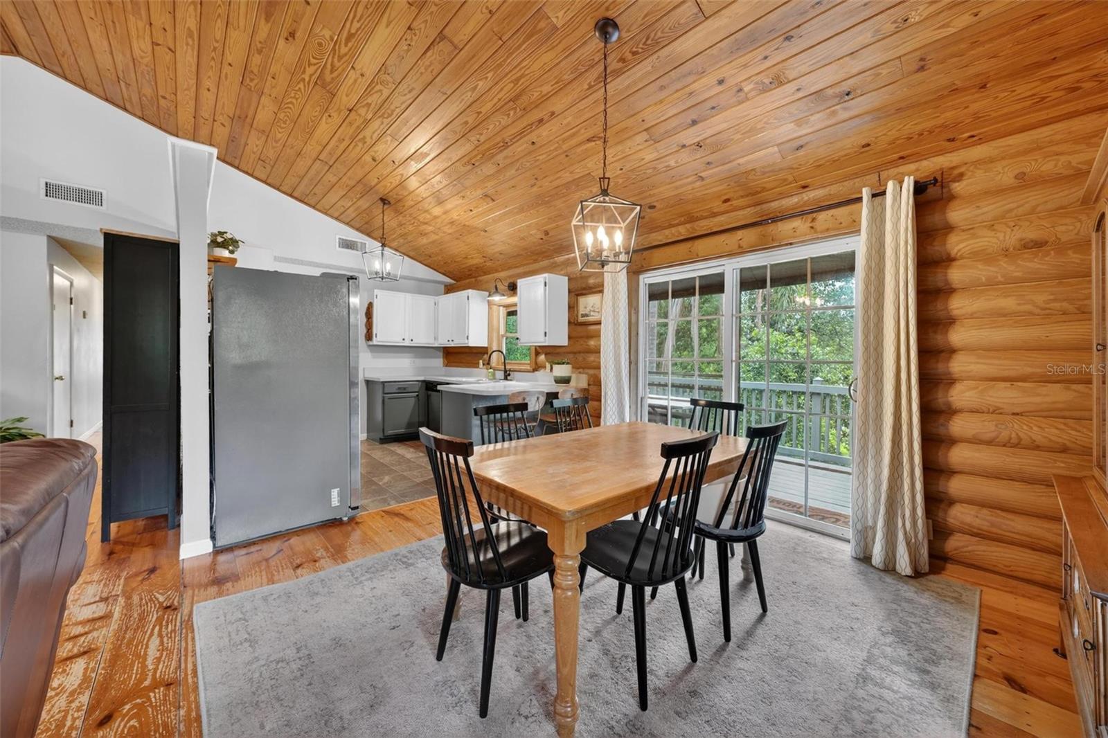 PLANTATION ESTATES UNIT 06 - Residential