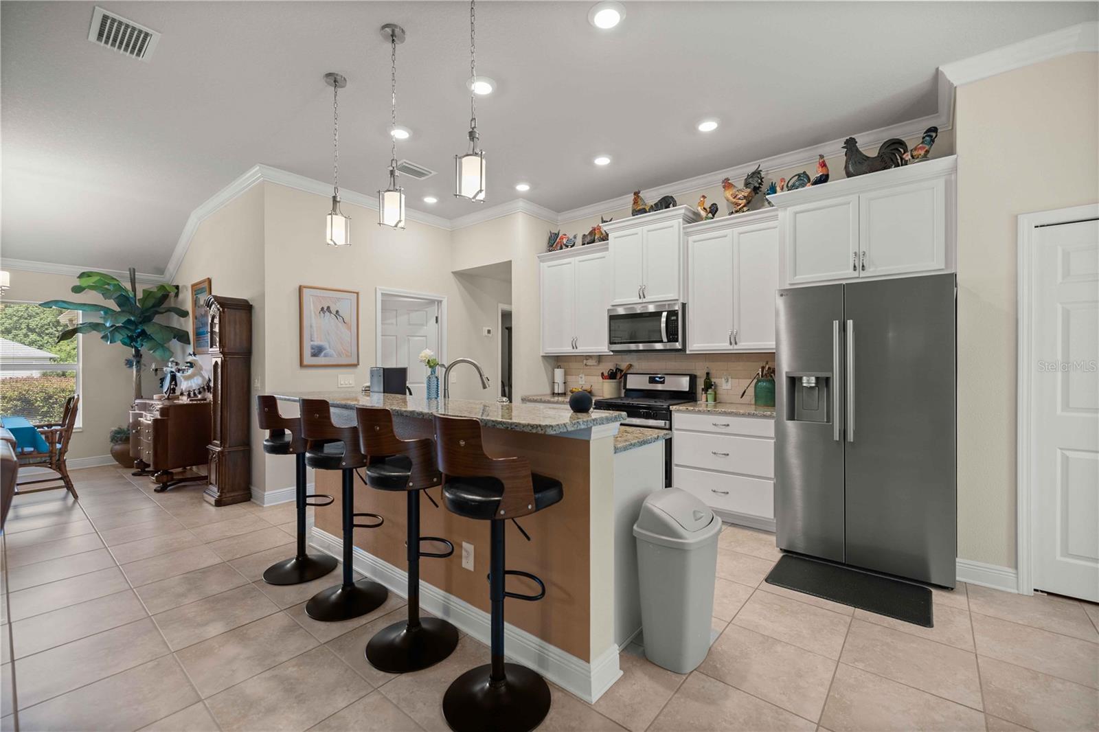 3125 N CANTERBURY LAKE DRIVE