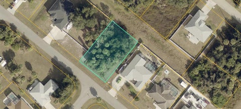 Photo of 1136101404 Monterey Lane, North Port, FL 34288 (MLS # A4710530)