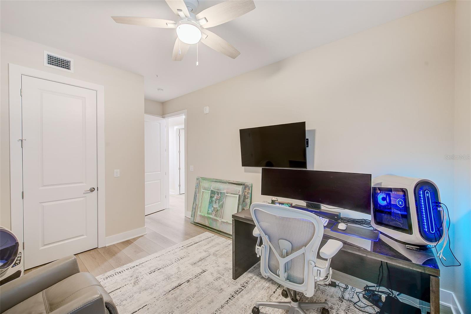 RESIDENCES AT TOWN CENTER CONDO - Residential