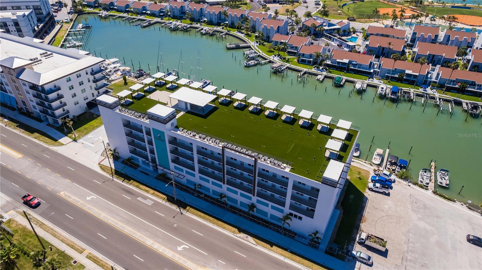 400 150TH AVENUE 504