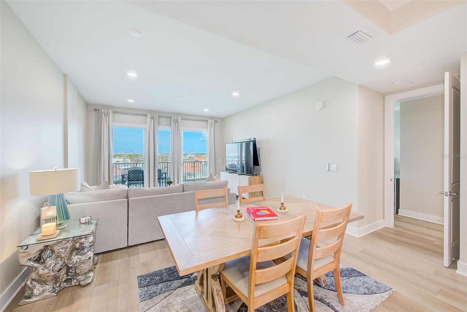 RESIDENCES AT TOWN CENTER CONDO - Residential