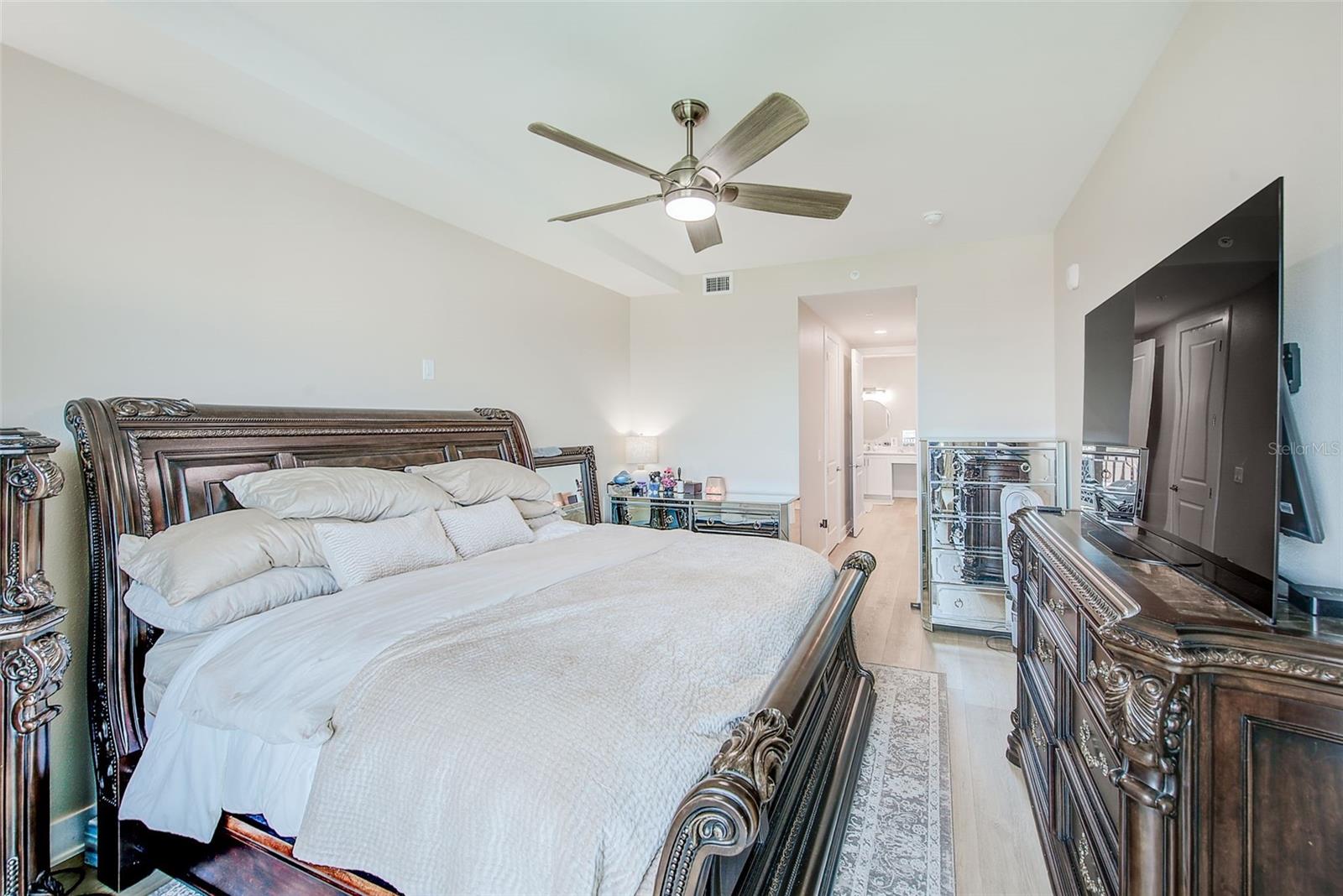 RESIDENCES AT TOWN CENTER CONDO - Residential