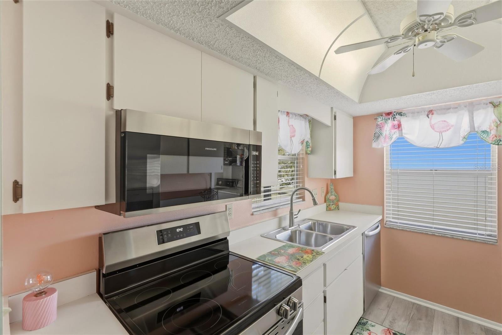 VILLAGE AT WILDFLOWER CC PH 04 B - Residential