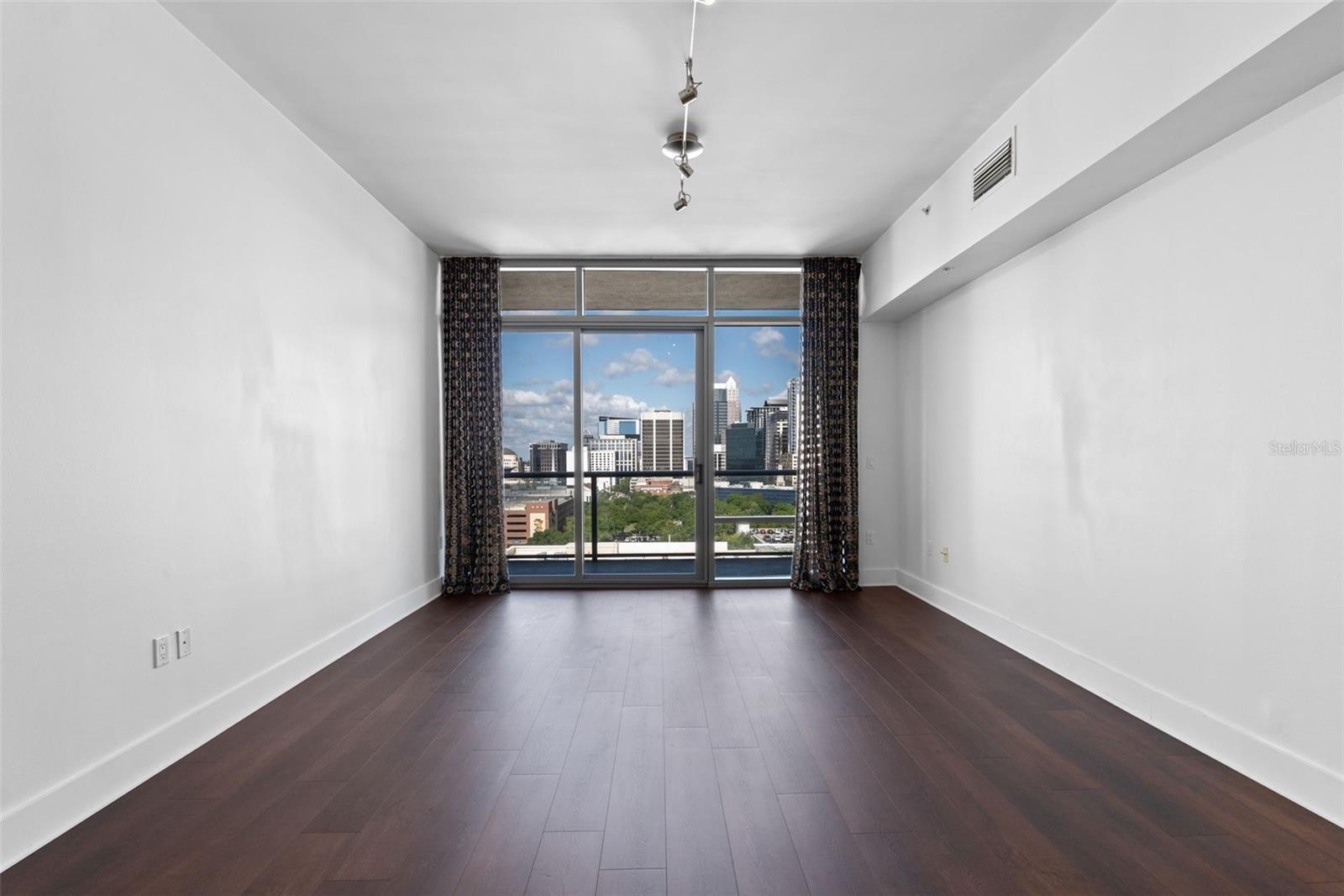 STAR TOWER CONDO - Residential