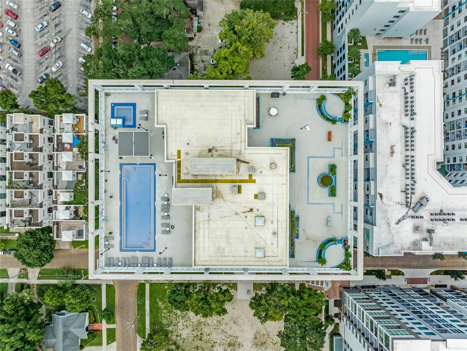 STAR TOWER CONDO - Residential