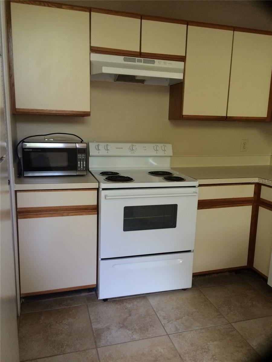 625 GREENCOVE TERRACE 120