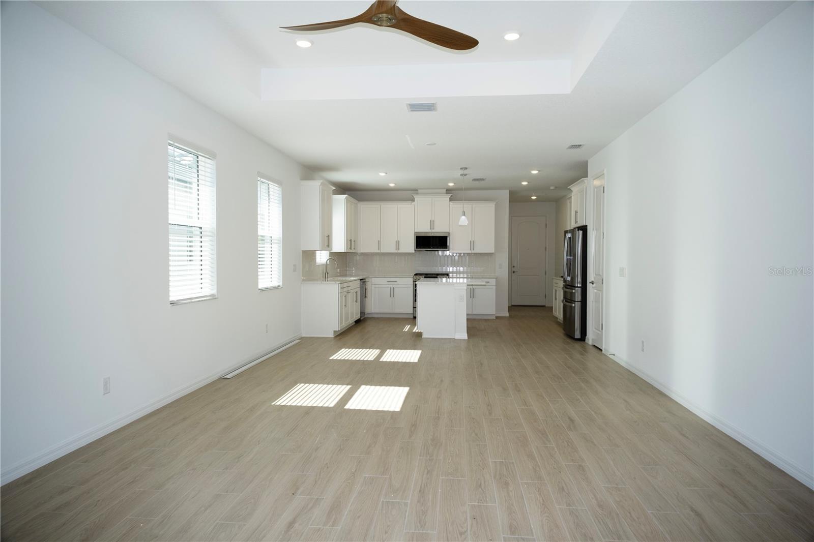 SWEETWATER AT LAKEWOOD RANCH - Residential Lease