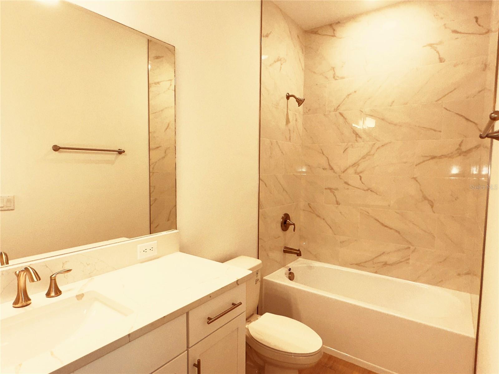 SWEETWATER - Residential Lease
