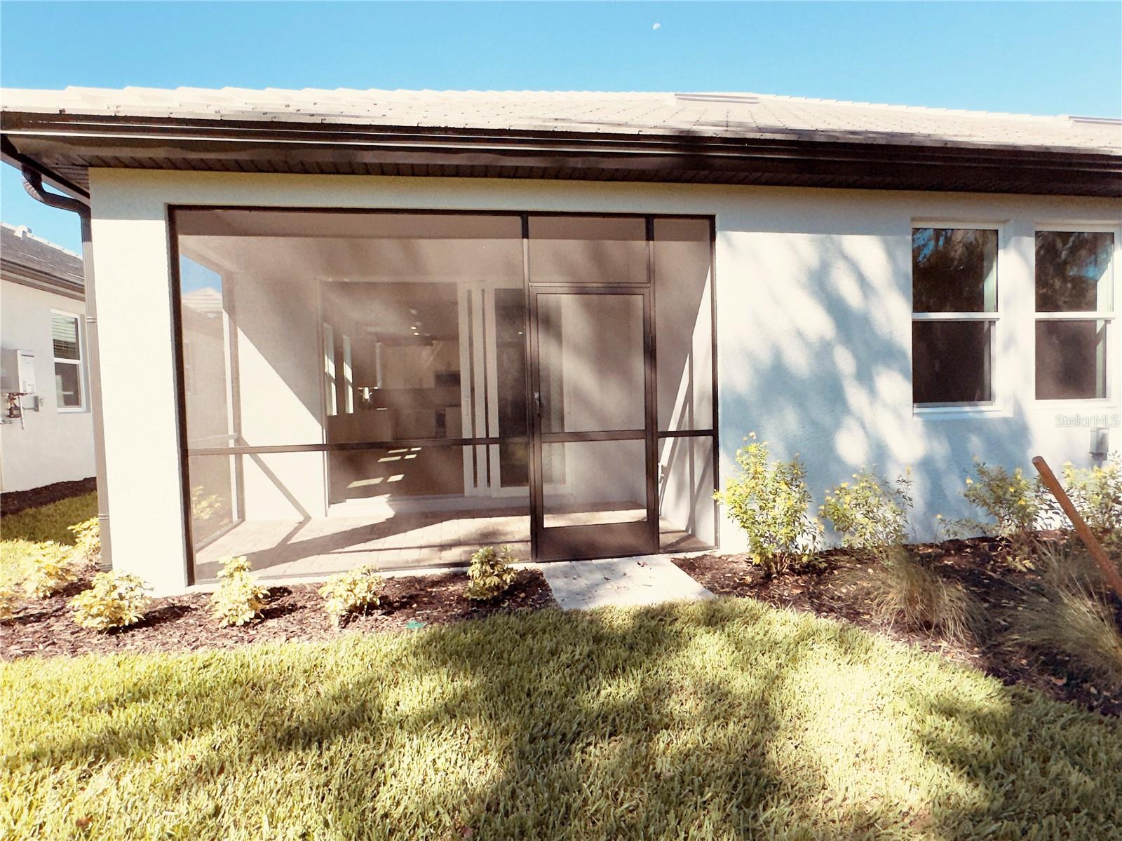 SWEETWATER - Residential Lease