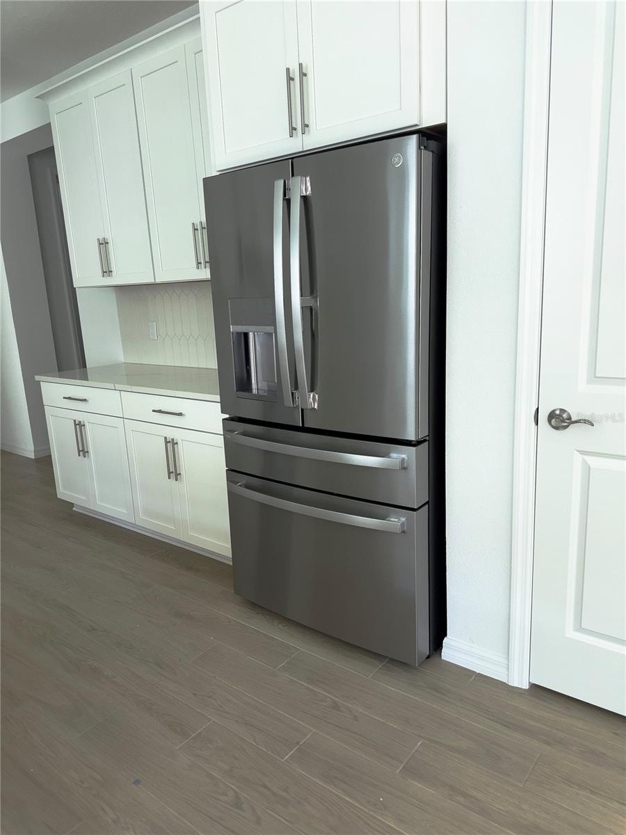 SWEETWATER - Residential Lease