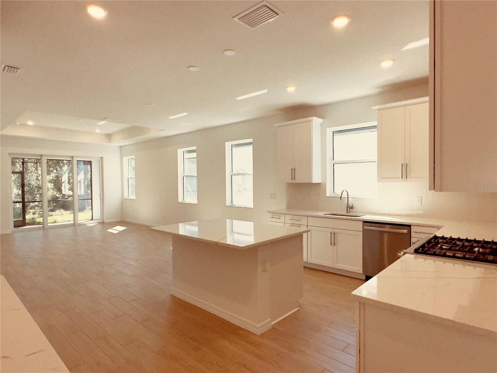 SWEETWATER - Residential Lease
