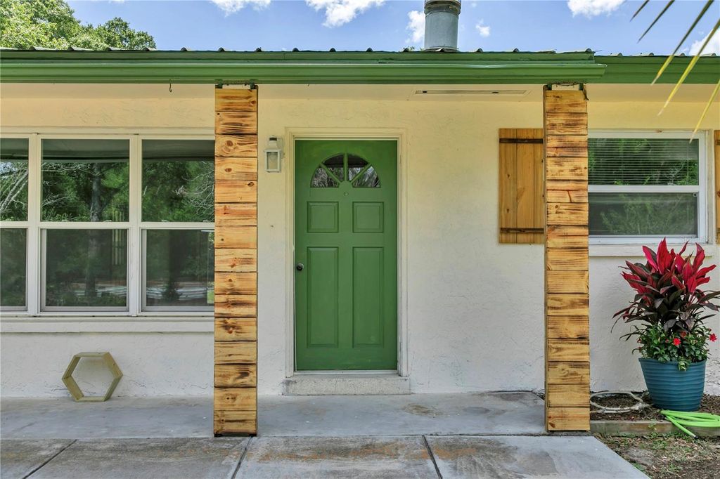 Photo of 5410 NE 5th Street, Ocala, FL 34470 (MLS # OM722157)