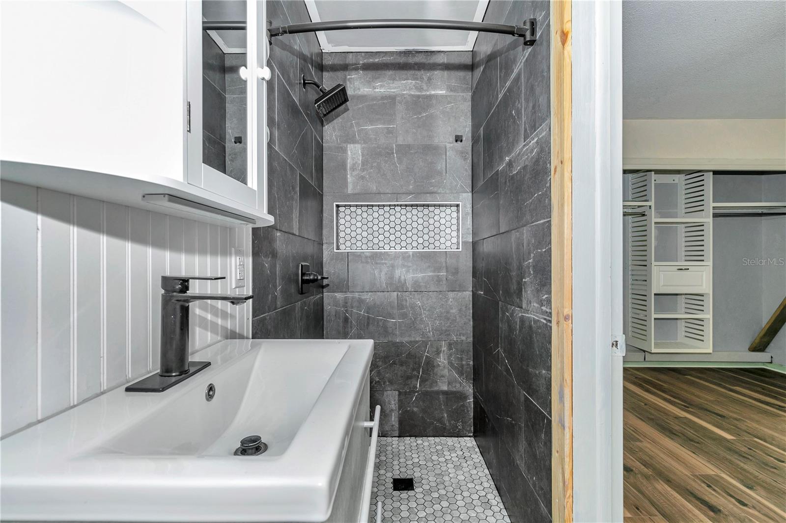 FORT KING ACRES - Residential