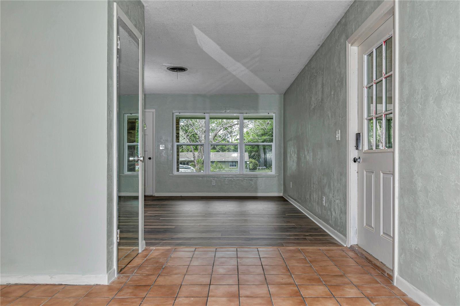 FORT KING ACRES - Residential