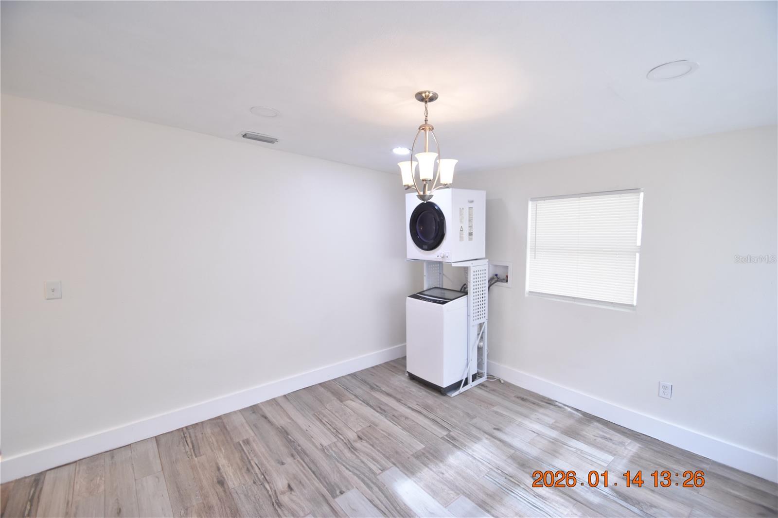 EVELYN CITY - Residential Lease