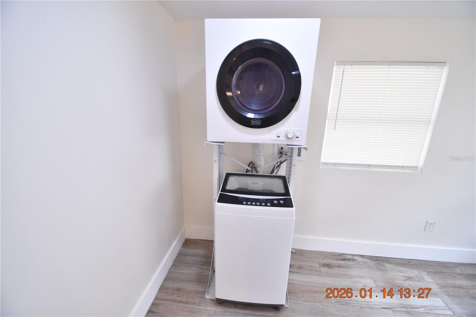 EVELYN CITY - Residential Lease