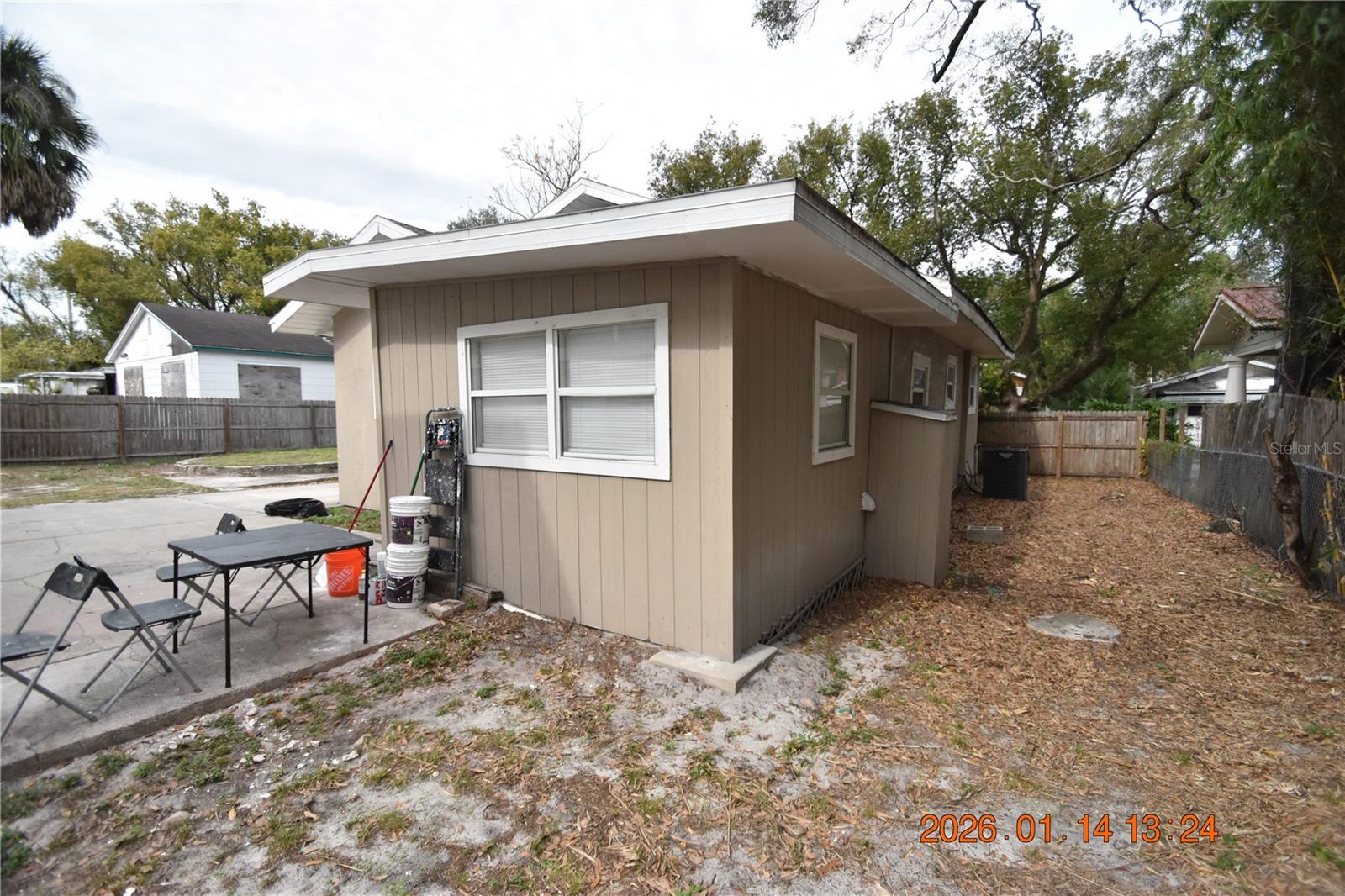 EVELYN CITY - Residential Lease
