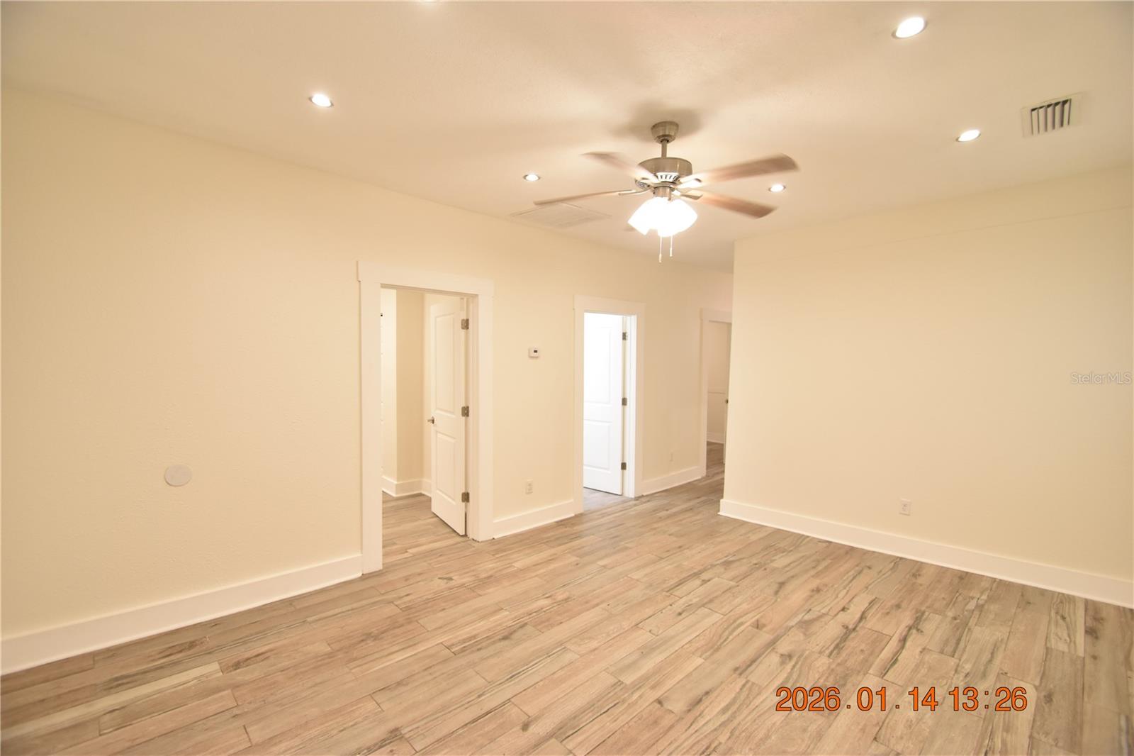 EVELYN CITY - Residential Lease