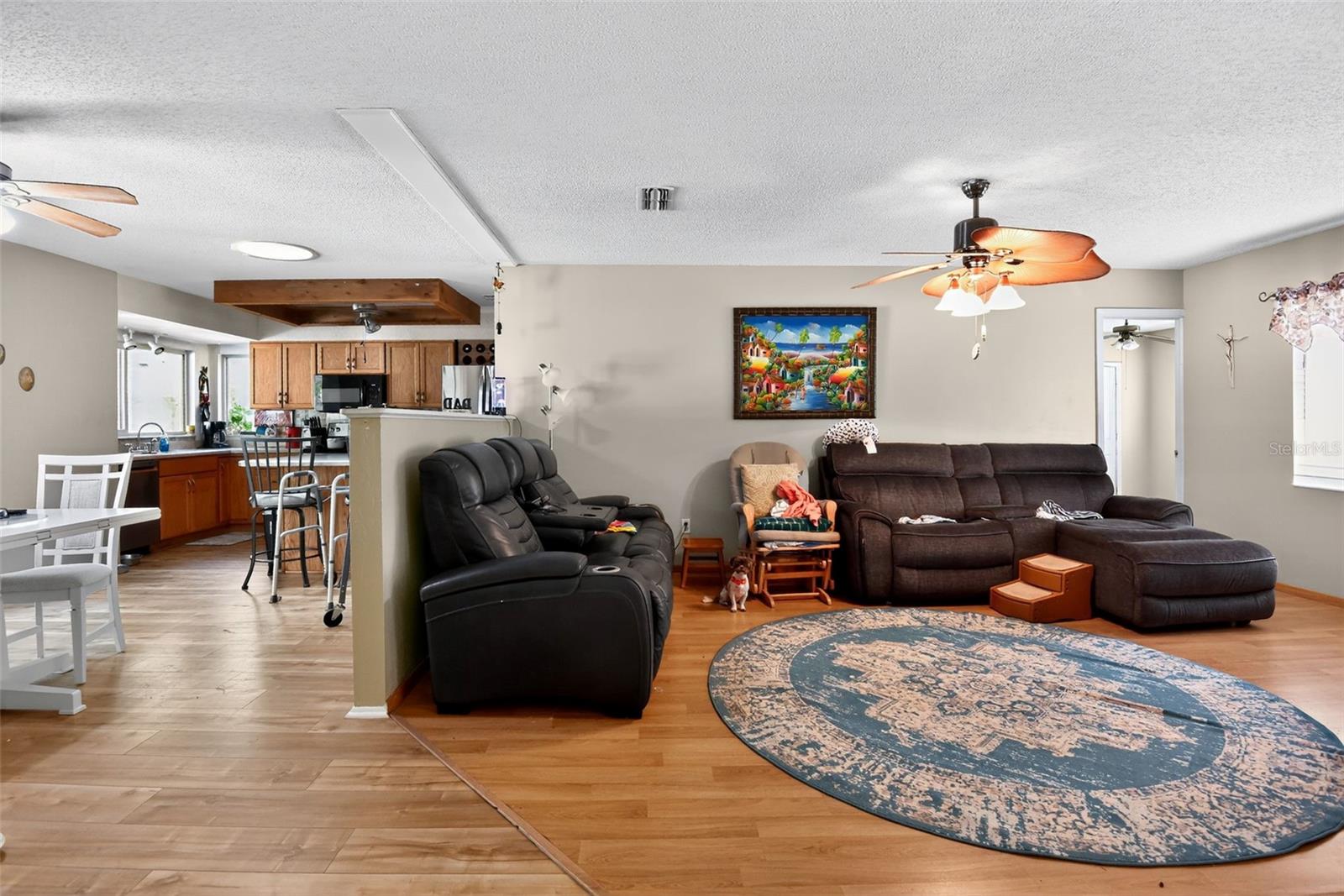 WILLOW RUN UNIT 01 - Residential