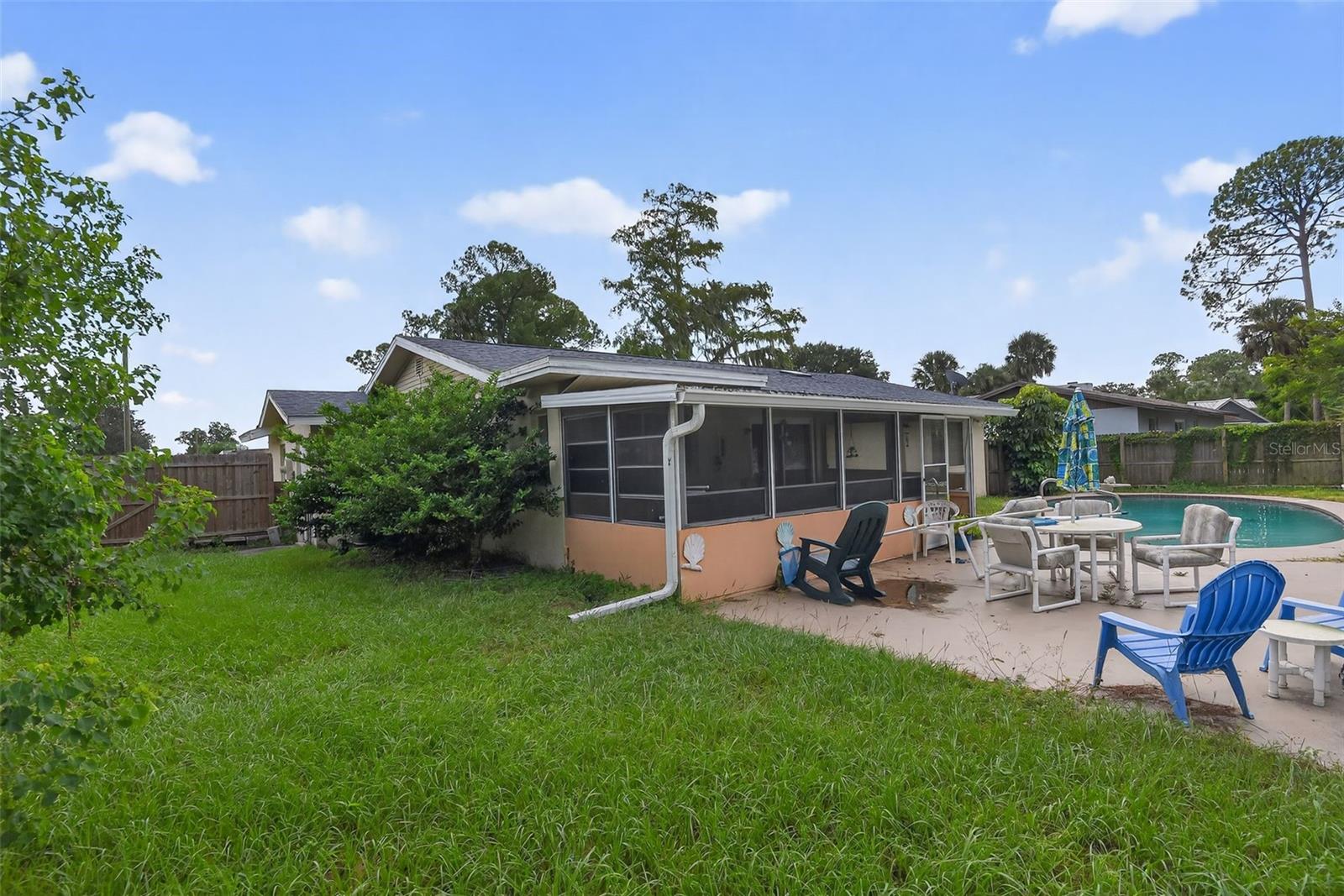 WILLOW RUN UNIT 01 - Residential