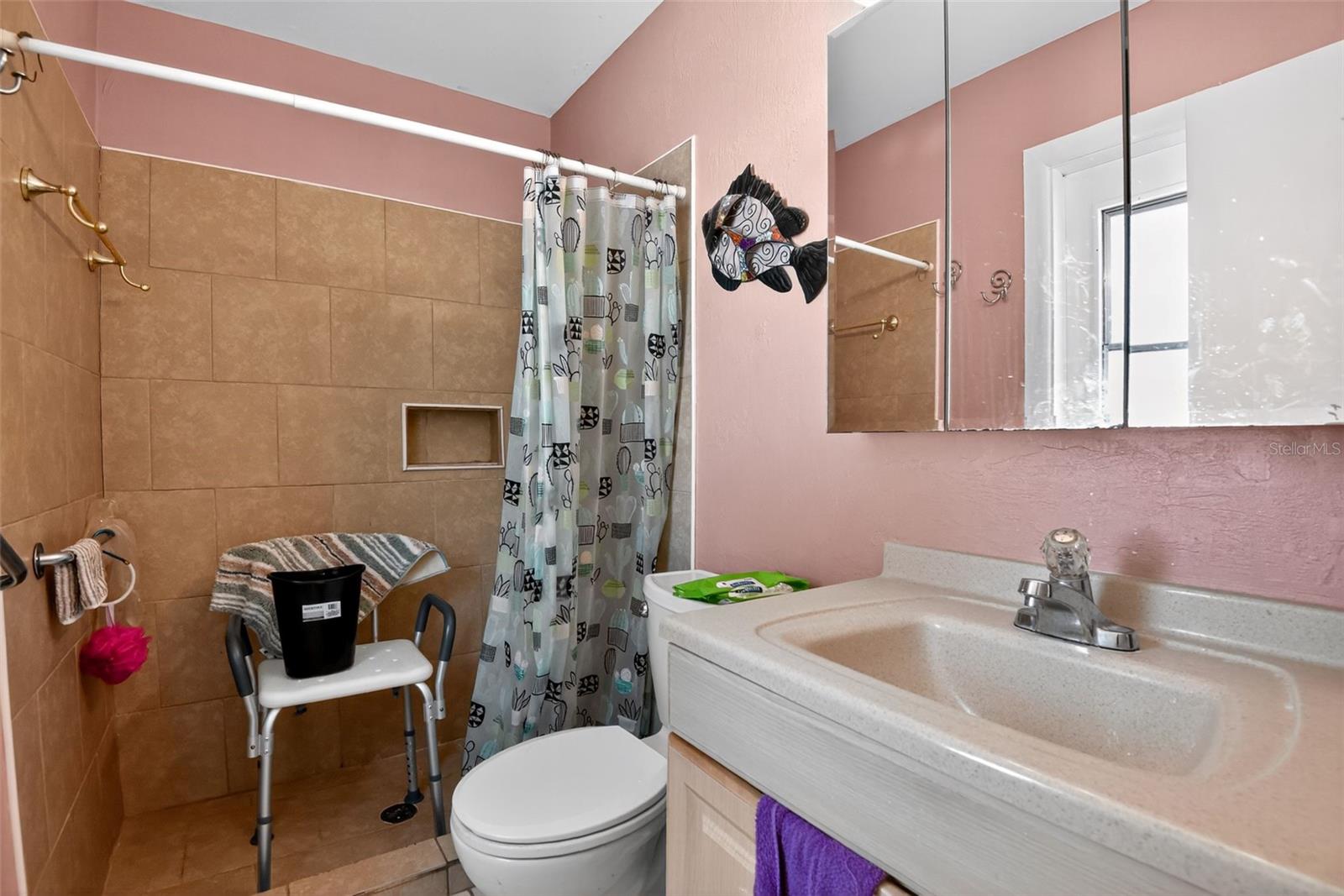 WILLOW RUN UNIT 01 - Residential
