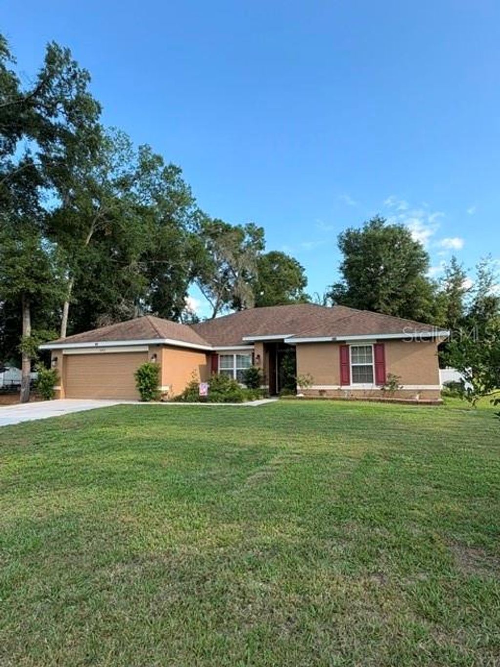Photo of 8262 SE 158th Place, Summerfield, FL 34491 (MLS # OM724582)