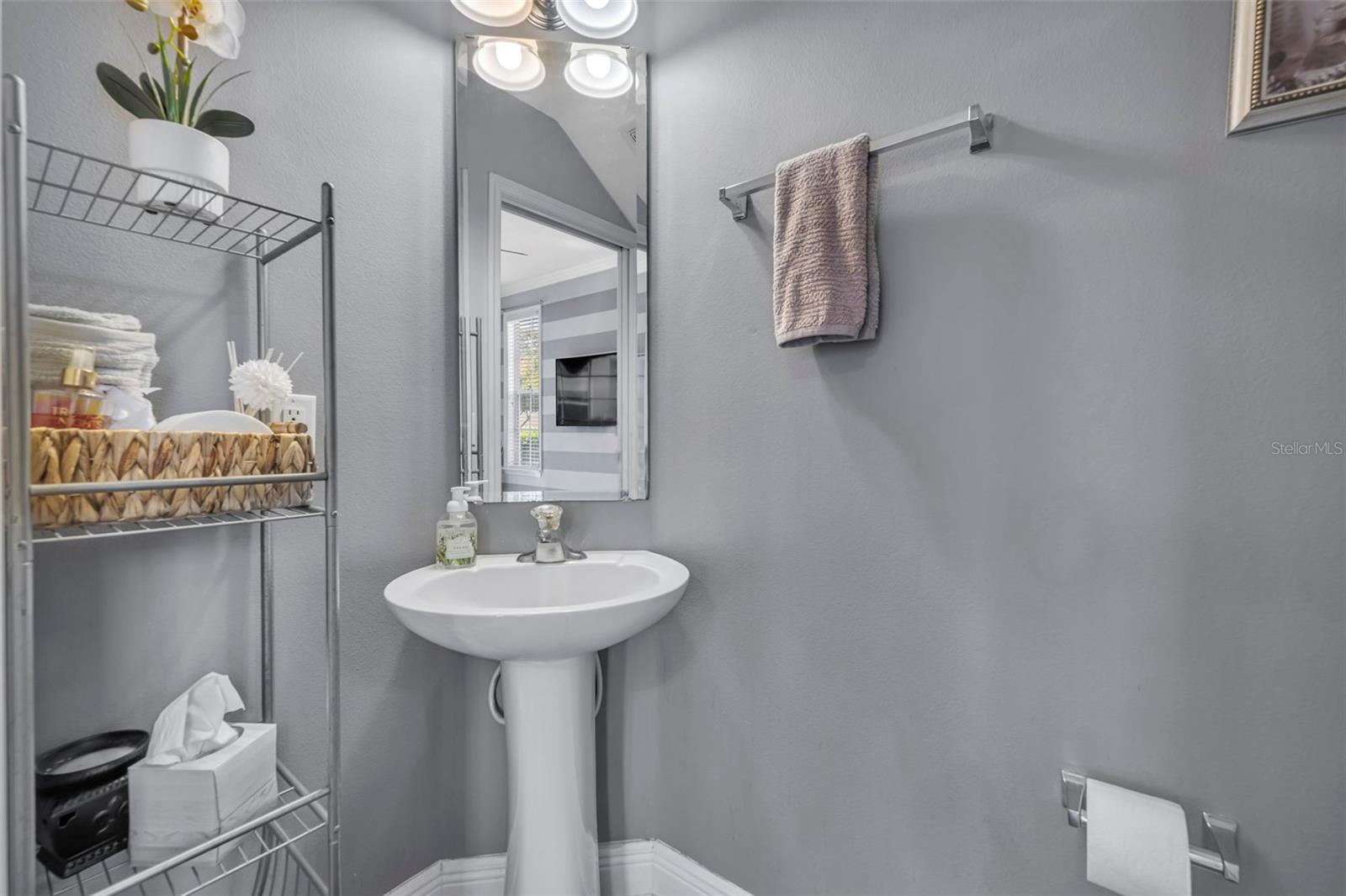 TOWNHOMES/HARPER PLACE - Residential