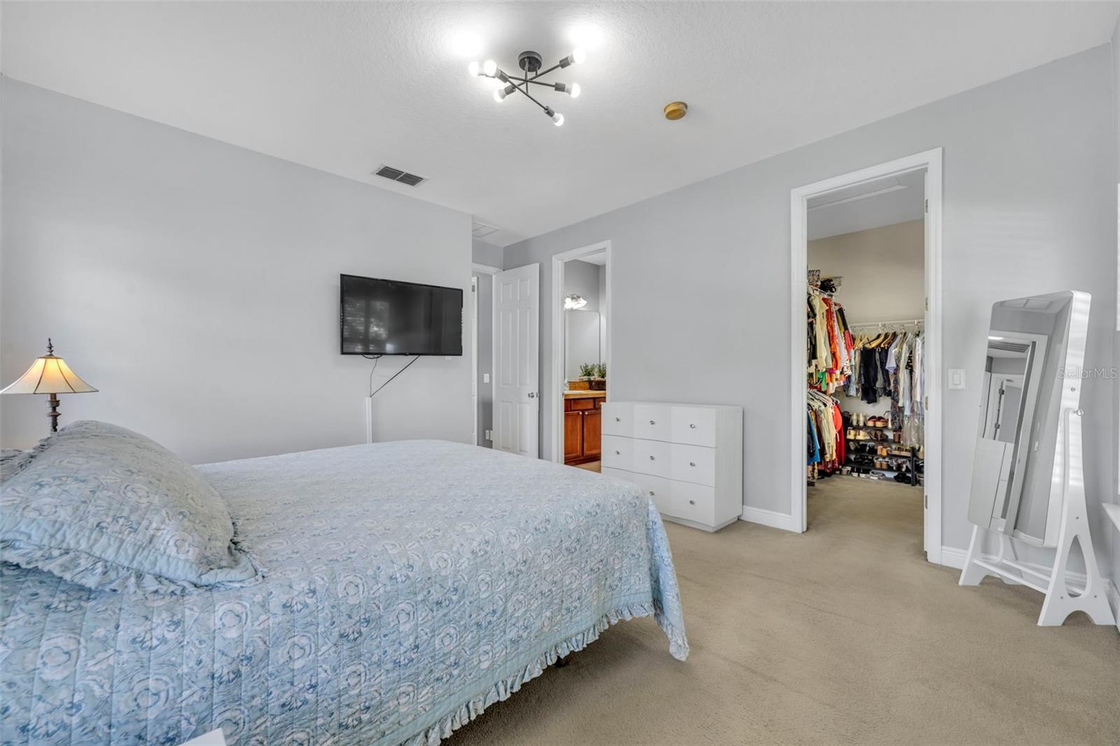 TOWNHOMES/HARPER PLACE - Residential