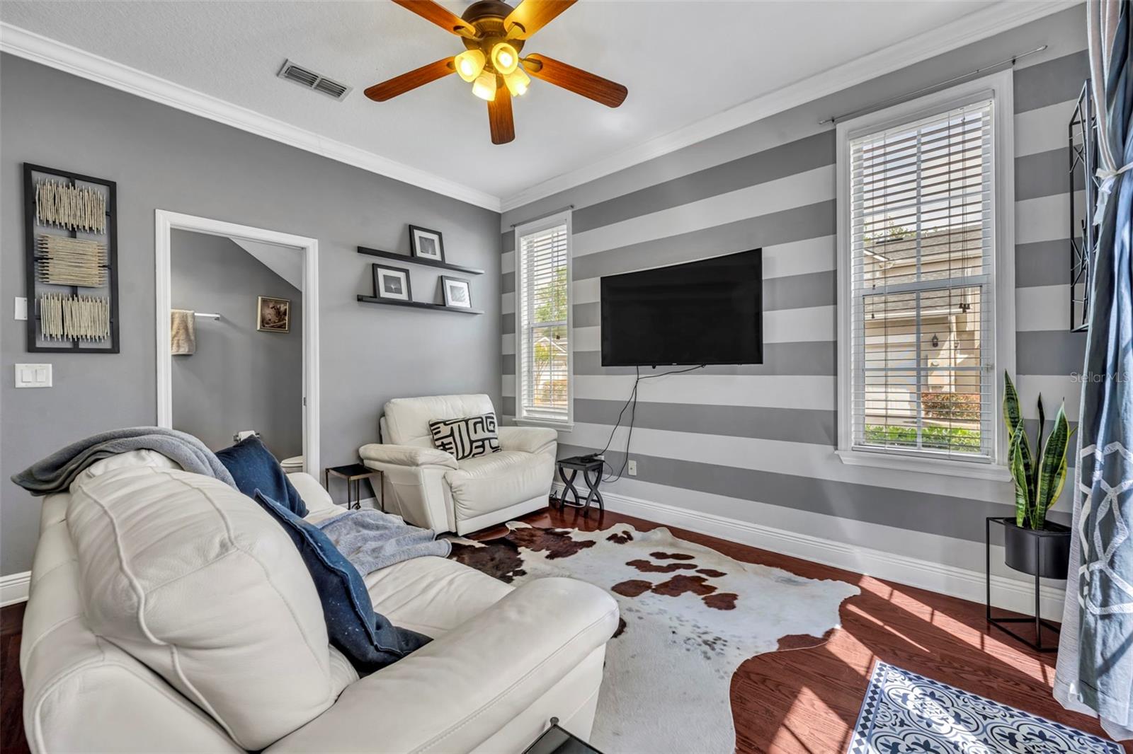 TOWNHOMES/HARPER PLACE - Residential