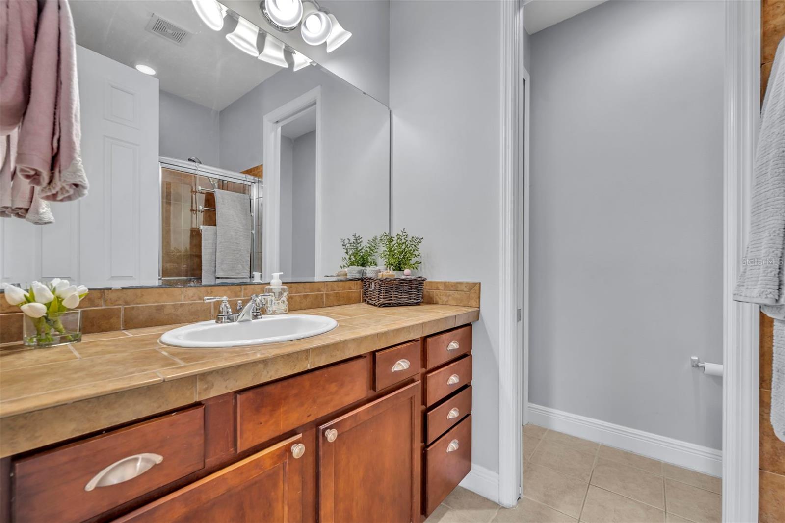 TOWNHOMES/HARPER PLACE - Residential