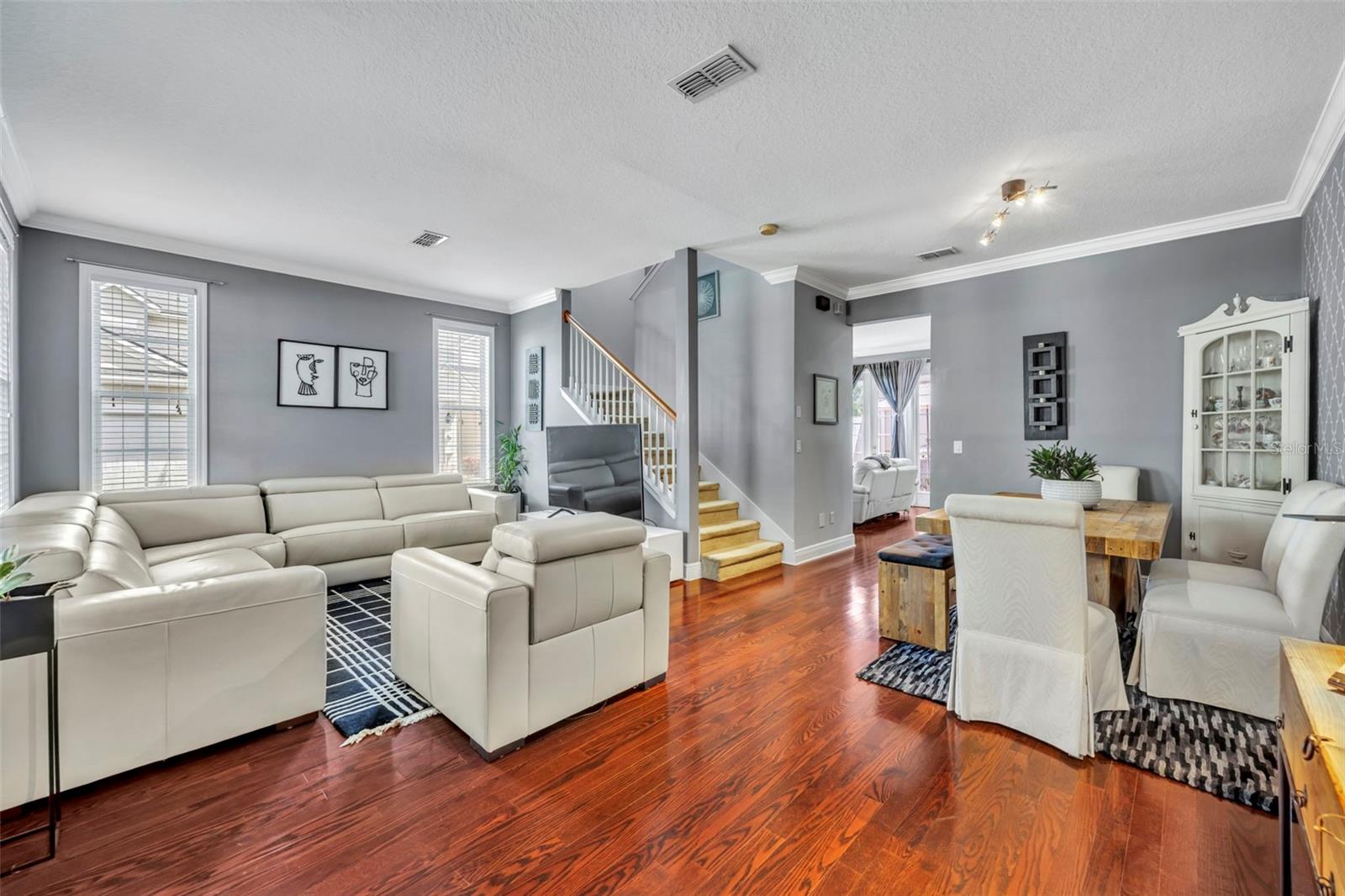 TOWNHOMES/HARPER PLACE - Residential