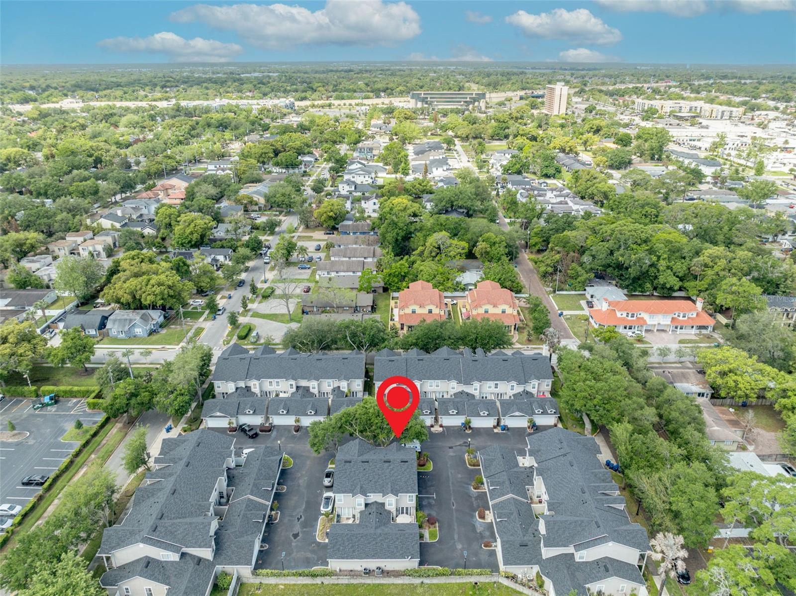 TOWNHOMES/HARPER PLACE - Residential
