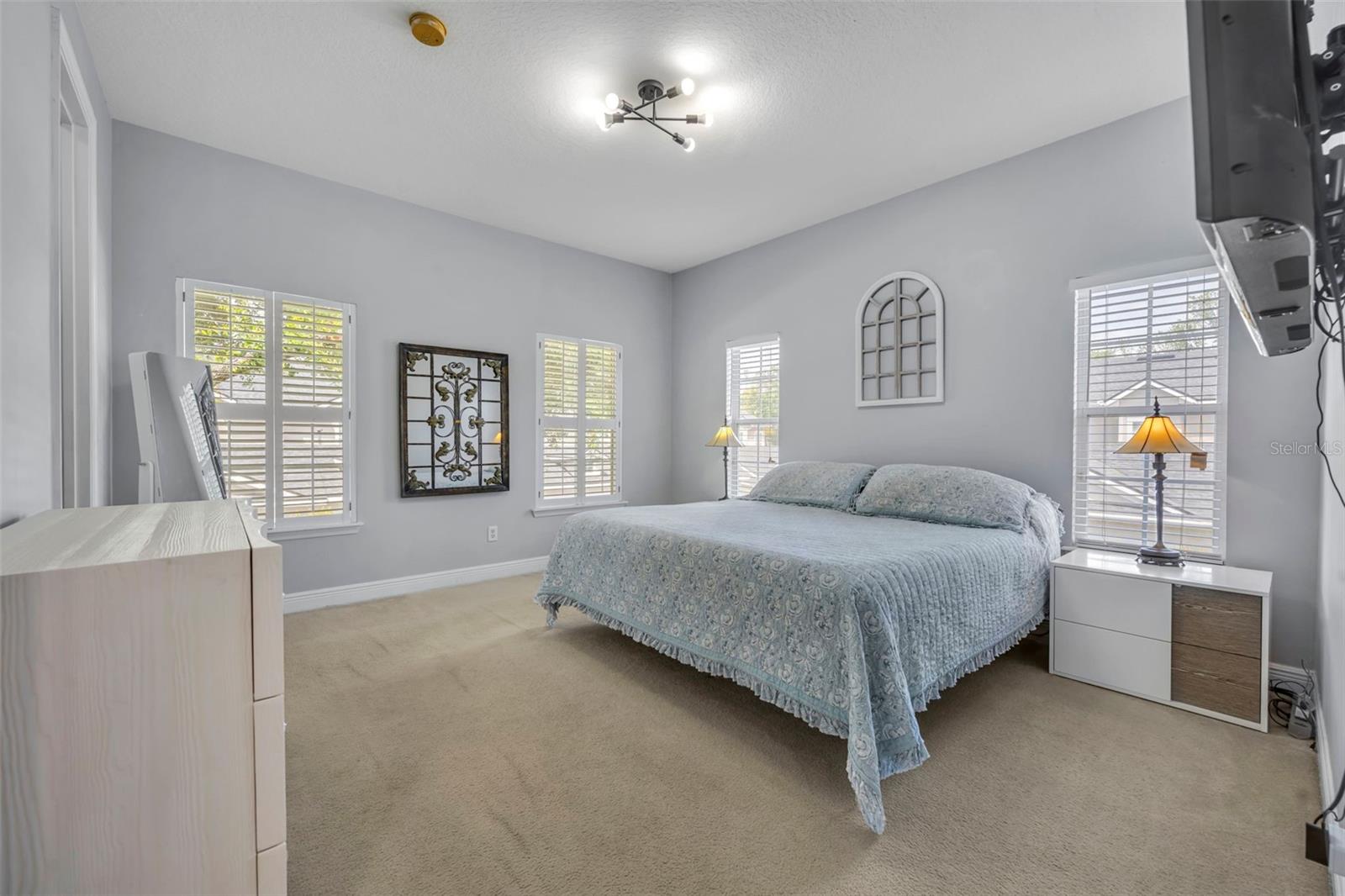 TOWNHOMES/HARPER PLACE - Residential