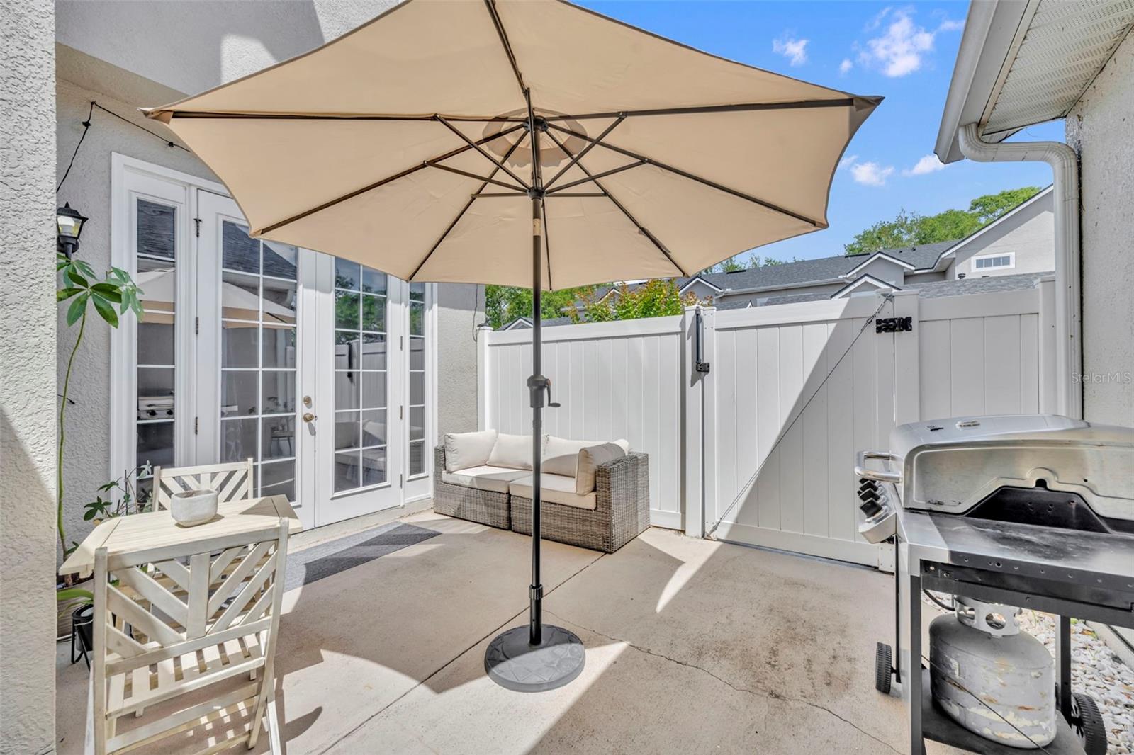 TOWNHOMES/HARPER PLACE - Residential