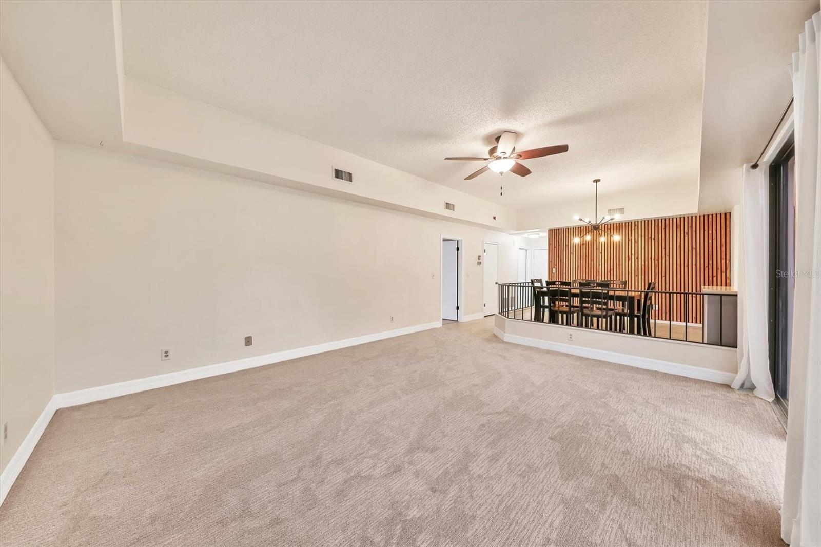 2421 CRISPIN COURT E3