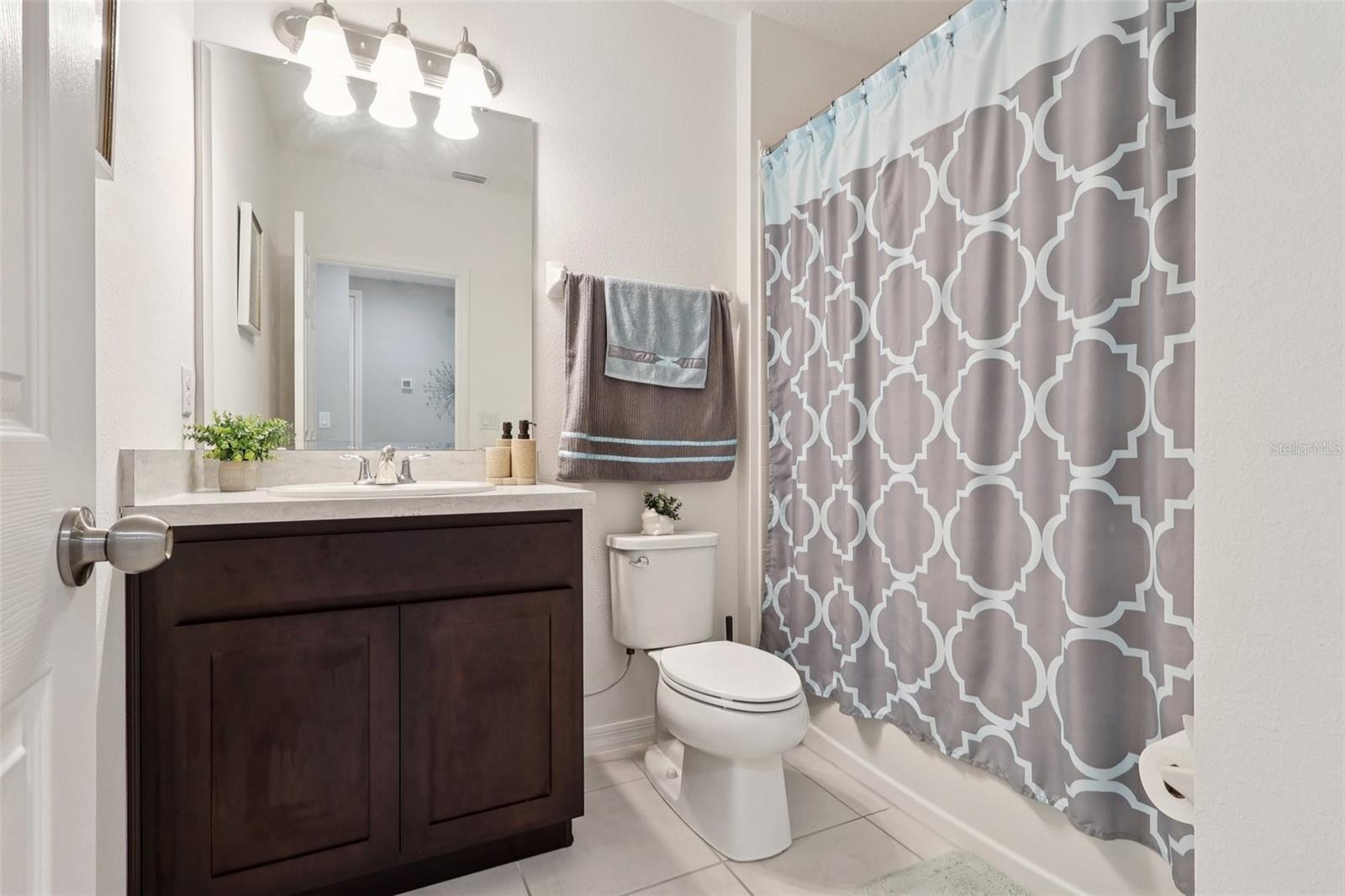 LAKE LINCOLN SUB - Residential