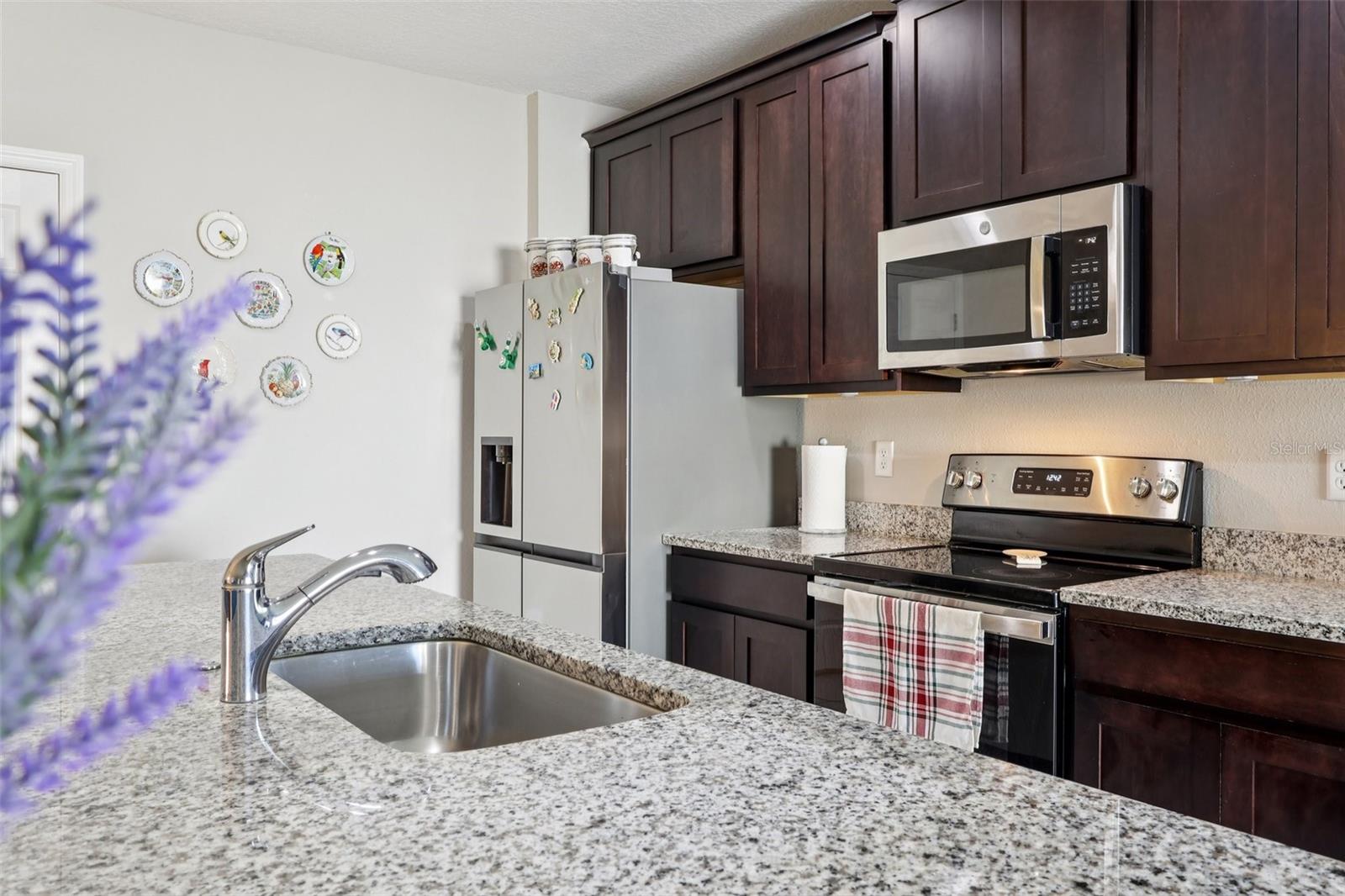 LAKE LINCOLN SUB - Residential