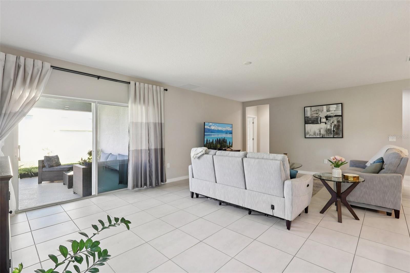 LAKE LINCOLN SUB - Residential