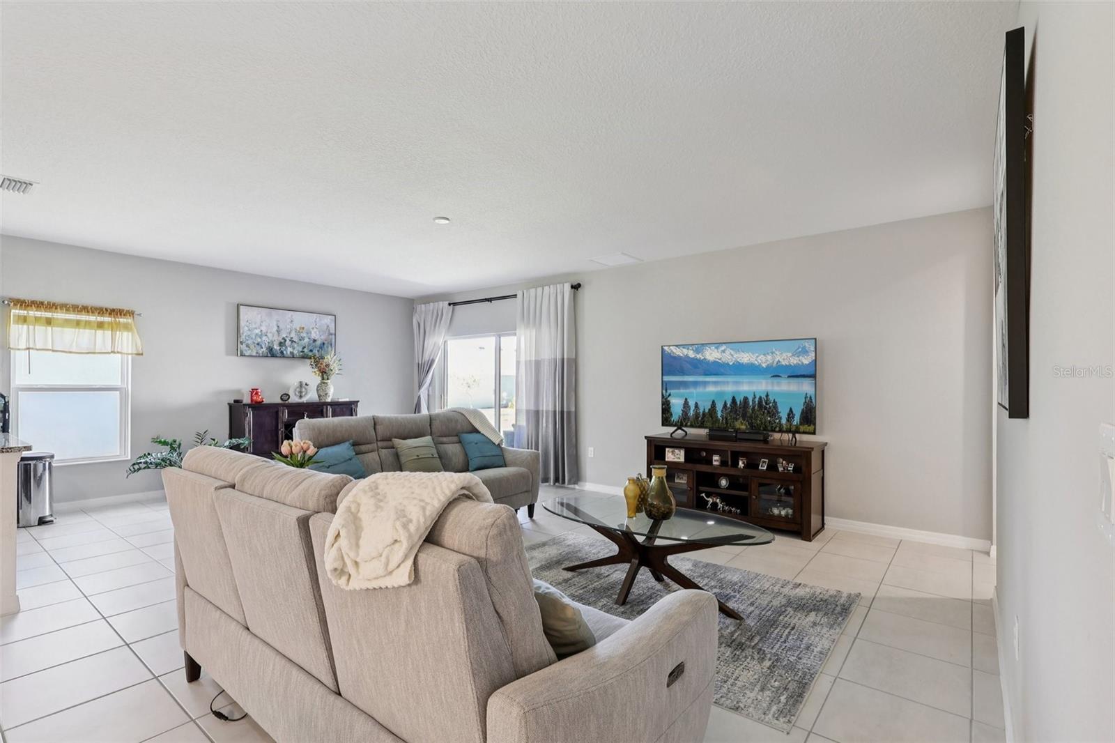 LAKE LINCOLN SUB - Residential