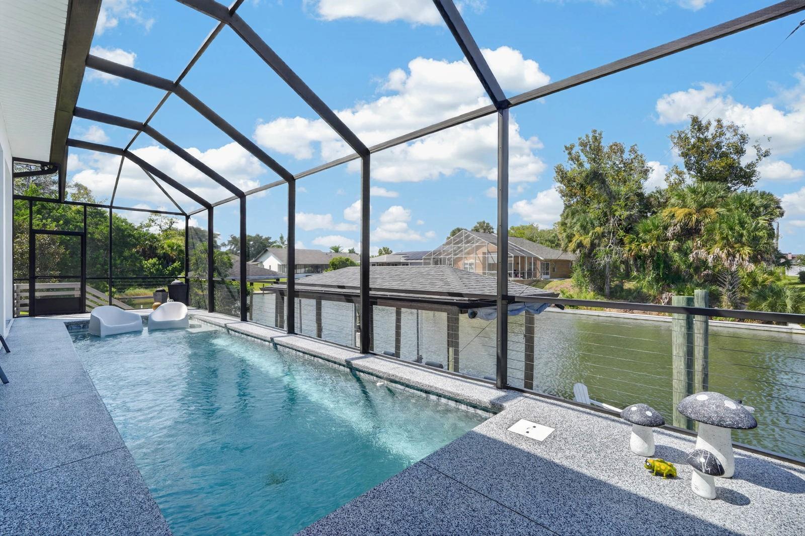 9 CROSSGATE COURT E