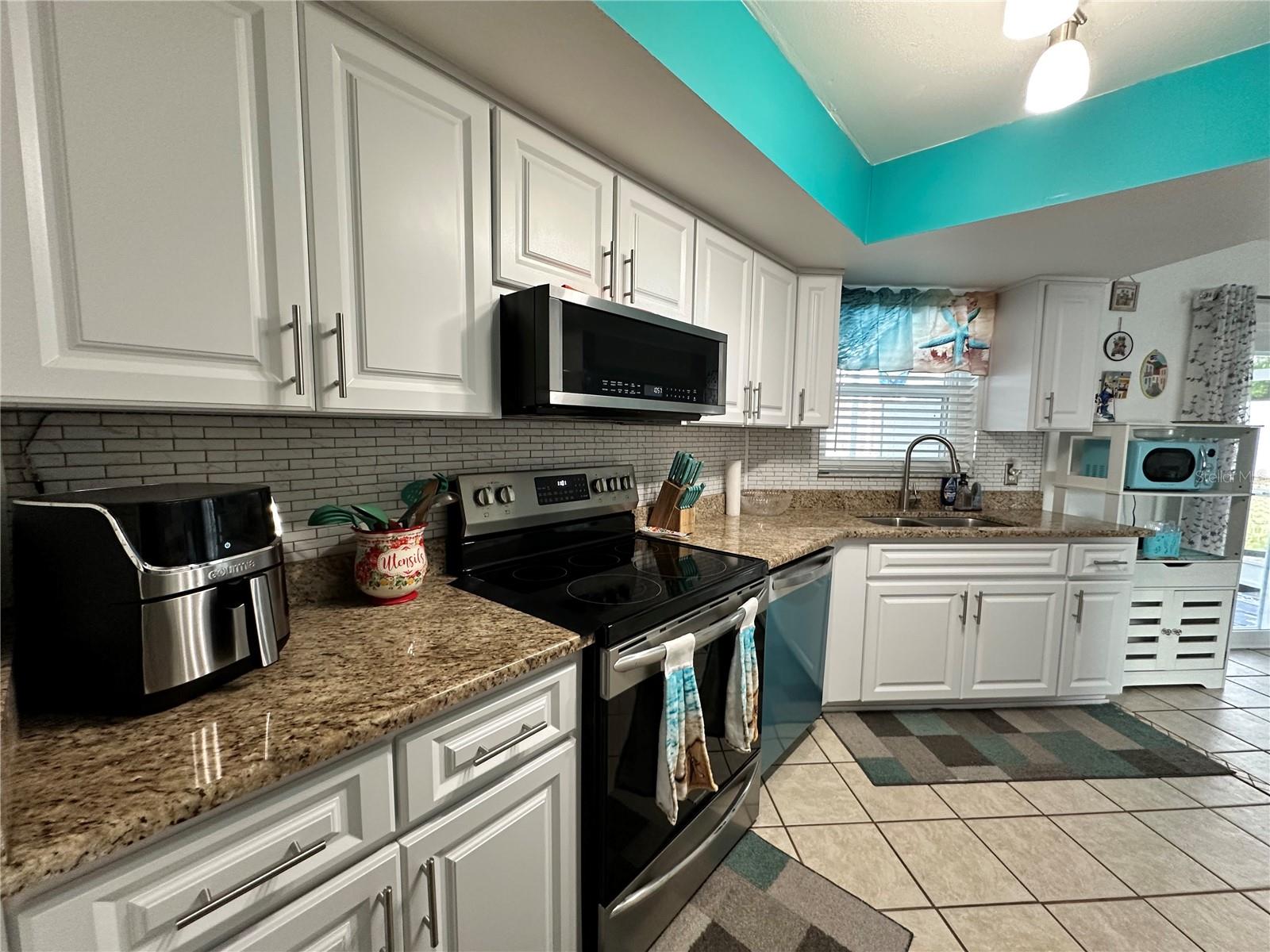 SPRING HILL UNIT 16 - Residential
