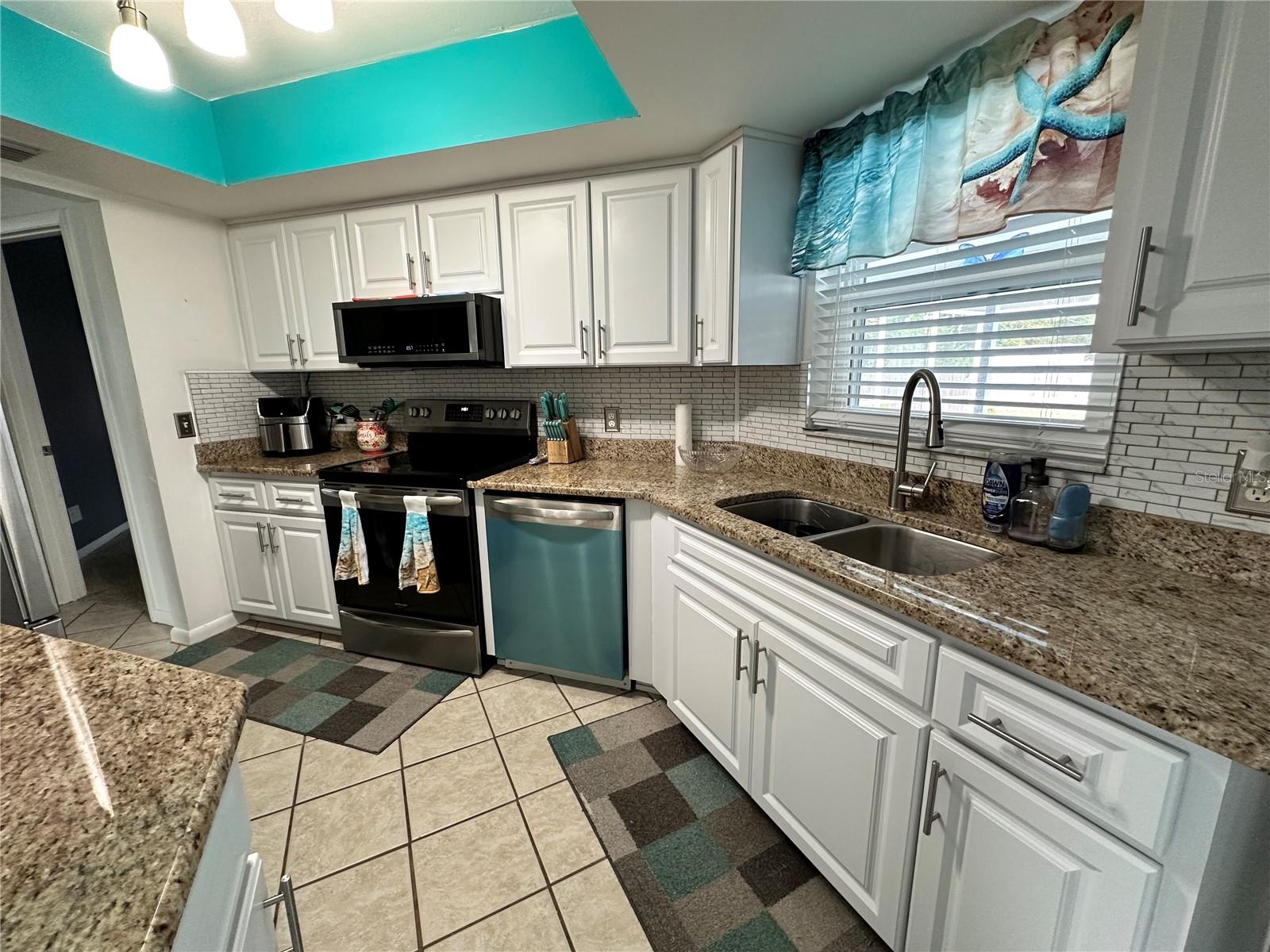 SPRING HILL UNIT 16 - Residential