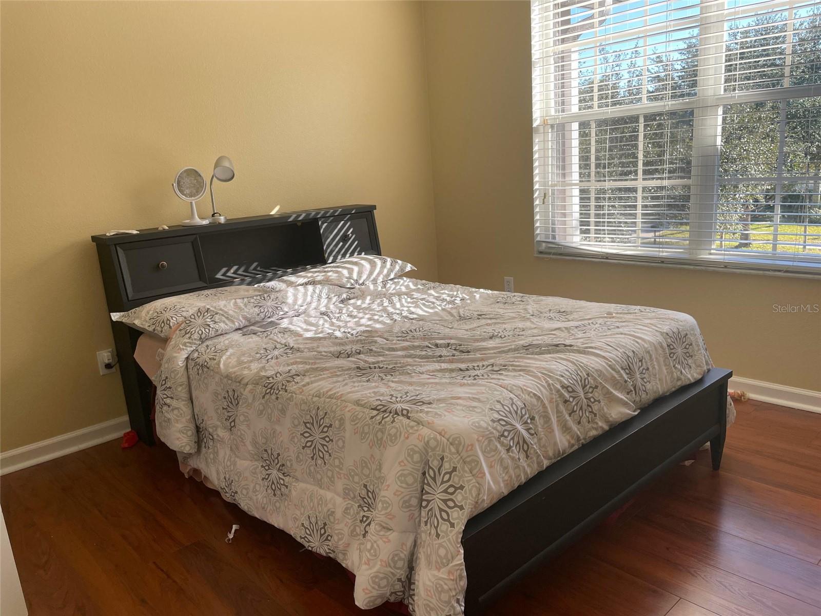 ENCLAVE/MOSS PARK PH2A - Residential Lease